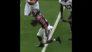 Roschon Johnson catches for a 17-yard Gain vs. Jacksonville Jaguars