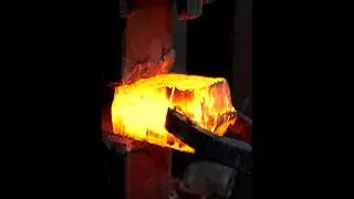 The process of making a Damascus sword with 600 layers of steel
