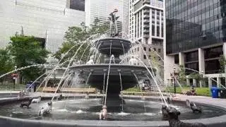 DOG FOUNTAIN BERCZY PARK TORONTO CANADA 15 JUNE 2017