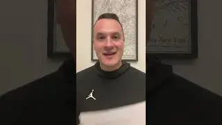 How do sportscasters read sponsors on broadcasts? #sportscaster #sportscasting #tv #shorts #insight