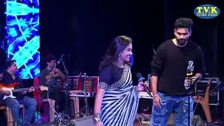 அப்புடி போடு போடு போடு…   Appadi Podu Podu song by Samvishal & Maanasi. #gillimovie #vijay