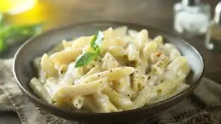 Creamy white sauce pasta #food #recipe #viral #flavourfood #foodie 