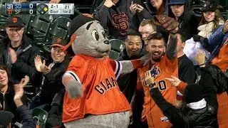 Fan makes great catch, gets hug from Lou Seal