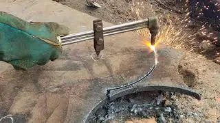 easy way to cut circle from a gas cutter.বৃত্ত কাটিং ঘাস কাটার দিয়ে