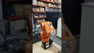 Kuka Robot Agilus kr6 R700 with KR C4 AR Eurobots