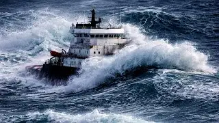 SHIPS DESTROYED BY MONSTER STORMS & ICEBREAKERS vs GIANT WAVES | Caught on Camera!