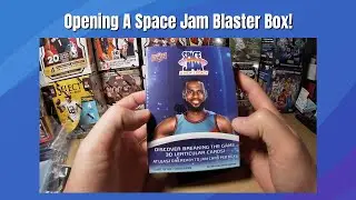 Opening A Space Jam Blaster Box! 3D Lenticular Card Pulled?!