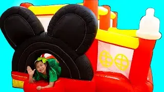 Jannie Pretend Play con la Casa de Juegos de Mickey Mouse | Juguete Inflable para Saltar para Niños