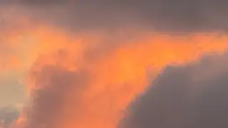 Táhne Samo [Official Music]