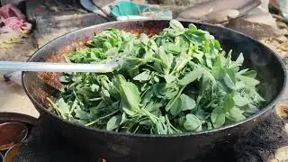 निसर्गाच्या कुशीत चुलीवरची चव 😍 | अस्सल गावाकडची चव | Organic Food | Village Life Marathi #food 