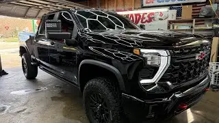 Обзор роскошного автомобиля Chevy Silverado 2500 HD ZR2 2026 года выпуска, полноприводного, с дви...