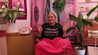 ☎️ WOW Hotline &ndash; Ask Amanda Dare Anything! (Woman-Owned Wallet) 💖📞