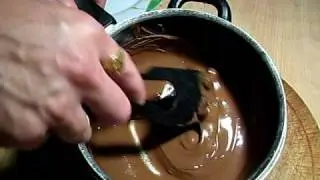 Chocolate derretido.