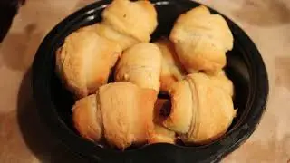 Crescent Rolls Stuffed w Sausage