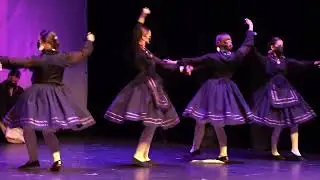 EN EL LAVADERO. Escuela de Danza Ángel Martínez