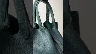 HERMES Vert Cypres Clemence Leather Lock 22 Touch w/Alligator Handles w/PHW  💚