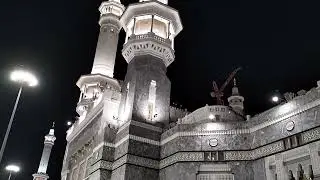 Gate number 94 of Masjid al-Haram during night