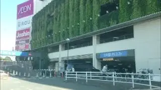 【イオンモール伊丹昆陽】の立体駐車場に入りました。I entered the multi-storey parking lot of (AEON MALL Itami Konyo).