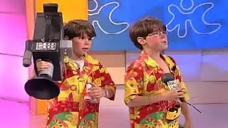 Los gemelos Jesús y Daniel, reporteros guiris (2009)
