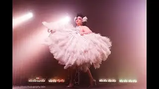 Ruby Corvette performs The Ornamental Oriental (Noel Toy Tribute) at The Bombshell Burlesque Revue