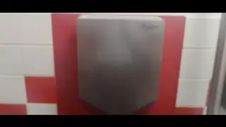 hand dryer Dyson five guys Manchester arndale ♿🌈