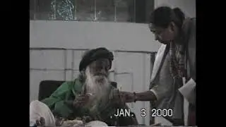Darshan Jan 3, 2000 | Yogi Ramsuratkumar | Ma Devaki
