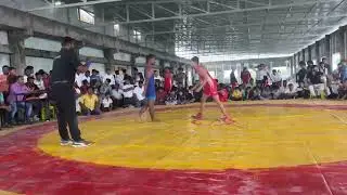 जबरदस्त कुस्ती स्पर्धा 