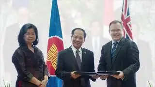 1974 &ndash; First ASEAN Dialogue Partner