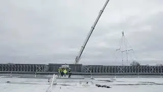 MEC2 - Johns Hopkins Surgical Center Installation Crane Lift
