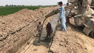 Pouring of Lean Concrete 1:4:8