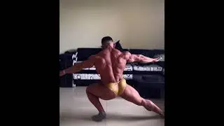 MUSCLE FLEX #bodybuilding #muscle #workout #gym #model #abs #pumped #great #wow #fitness #youtube
