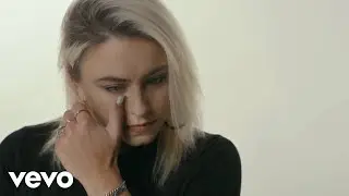 Emma Zinck - Mean to Me