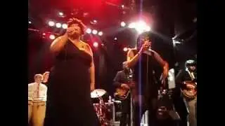 Humpty Dump - The Dapettes (Saun & Starr) live at Tivoli Utrecht 2012