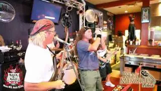 Nicko Mcbrain Plays in RNR Ribs 2011