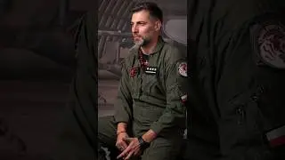 Aktualny lider F-16 Tiger Demo Team!  Maciej &bdquo;Slab&rdquo; Krakowian