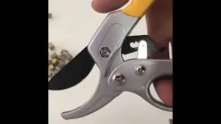 SK5 alloy gardening pruner Sharp and fast cutting, it can cut 20mm thick branches