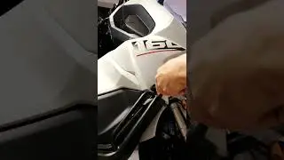 HONDA ADV 160, Crash bar Installation #honda #adv160