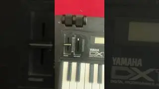 Yamaha DX100 #digitalsynth #musicalinstrument #yamaha #dx100