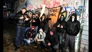 AchtVier - Richtung Glück