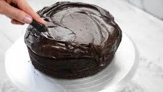 Old Fashioned Chocolate Cake