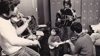 高田漣、“年の離れたレジェンドたち”に教わったギターと耳　父・渡の縁が音楽の道を開いた