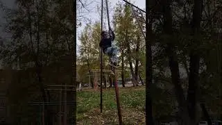 Подъем по лестнице подтягиванием #турник #воркаут #тренировка #kids #подтягивания #park  #7лет
