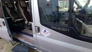 Review d&ograve;ng xe 16 chổ Ford Luxury đi tour