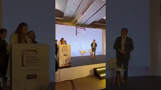 Mr. Vivek Anand Oberoi joined us for the Economic Times Annual Education Summit, Middle East !!