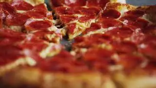 PIZZA HUT - Pan Pepperoni Lovers