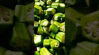 How to properly clean bhindi before turning into sabji #bhindi #okra #ladyfinger #tips #kitchen