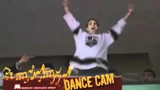 Tom Hanks Dance Cam (L.A. Kings Game)