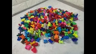 Vintage Gogos Crazy Bones Magic Box Int Toy Figures lot of 400 Figures 2 3kgs