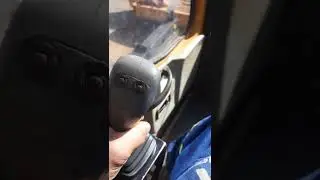 Guindaste Sany 75 toneladas na cabine de operação