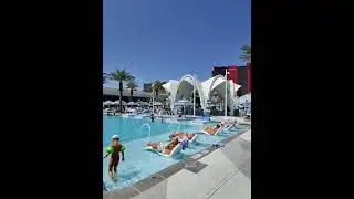 Fontainebleau Las Vegas Pool Walkaround Tour